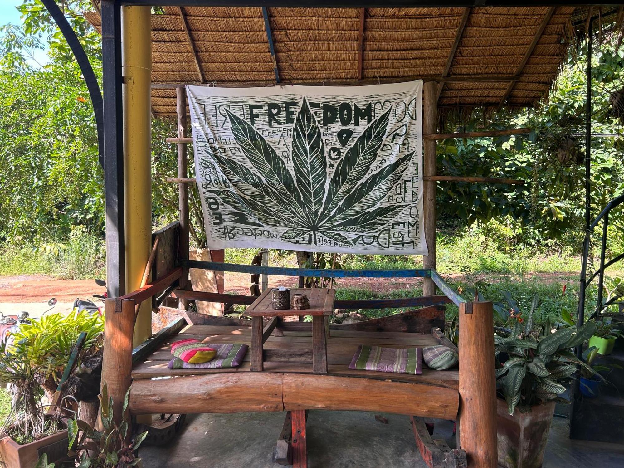 Hippy Hut Koh Chang Ngoại thất bức ảnh